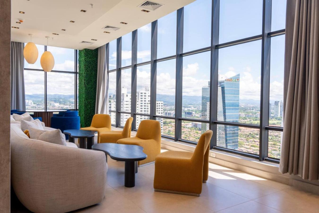 Deluxe Loft with Ocean and Park View Panama City
